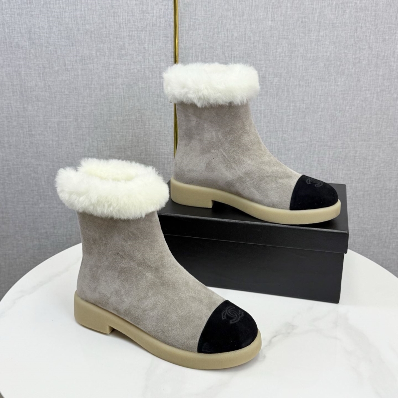 Ch**el boots